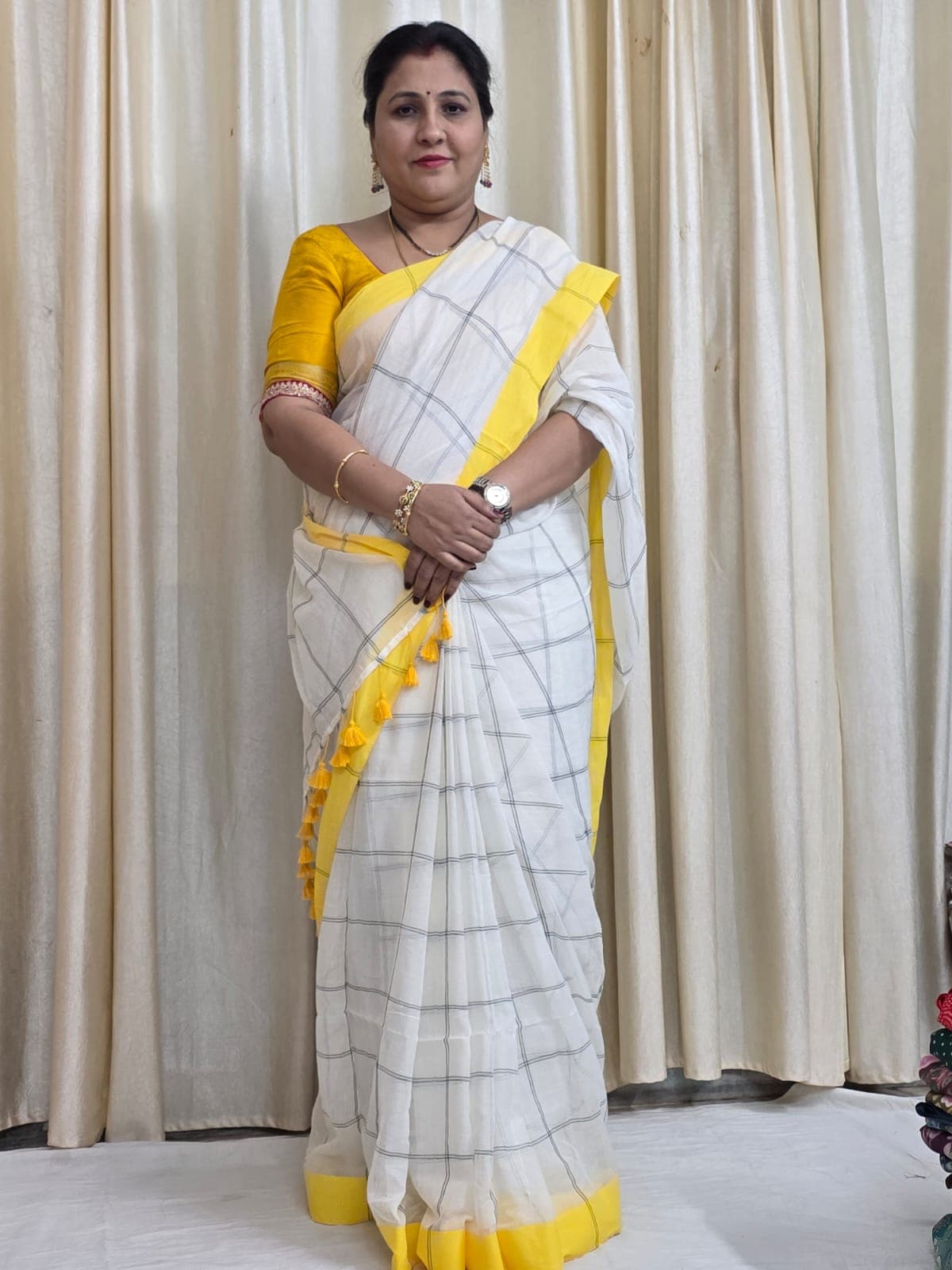 white saree
